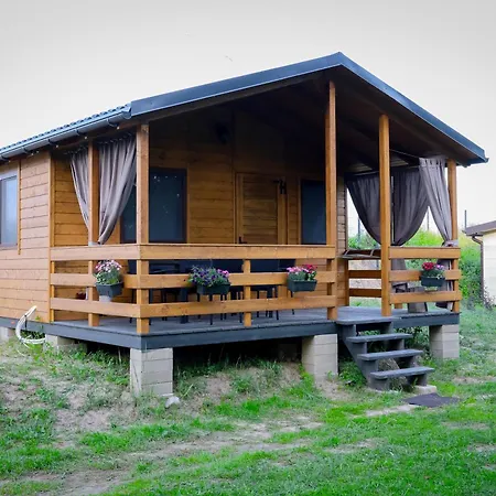 ロッジ Letniskowe Dar-dom *